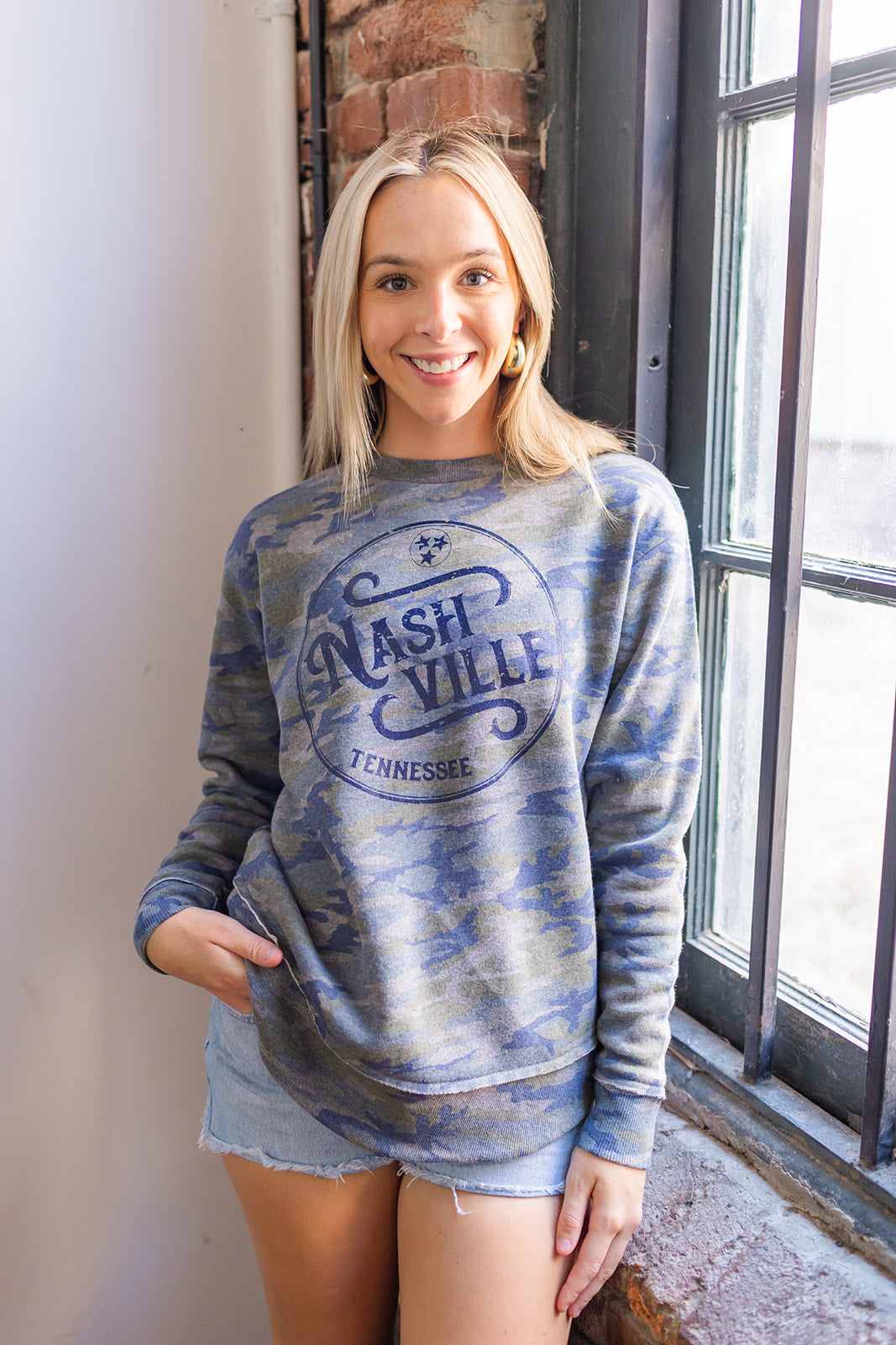 Ladies Weekend Fleece Nashville Vintage Camo -