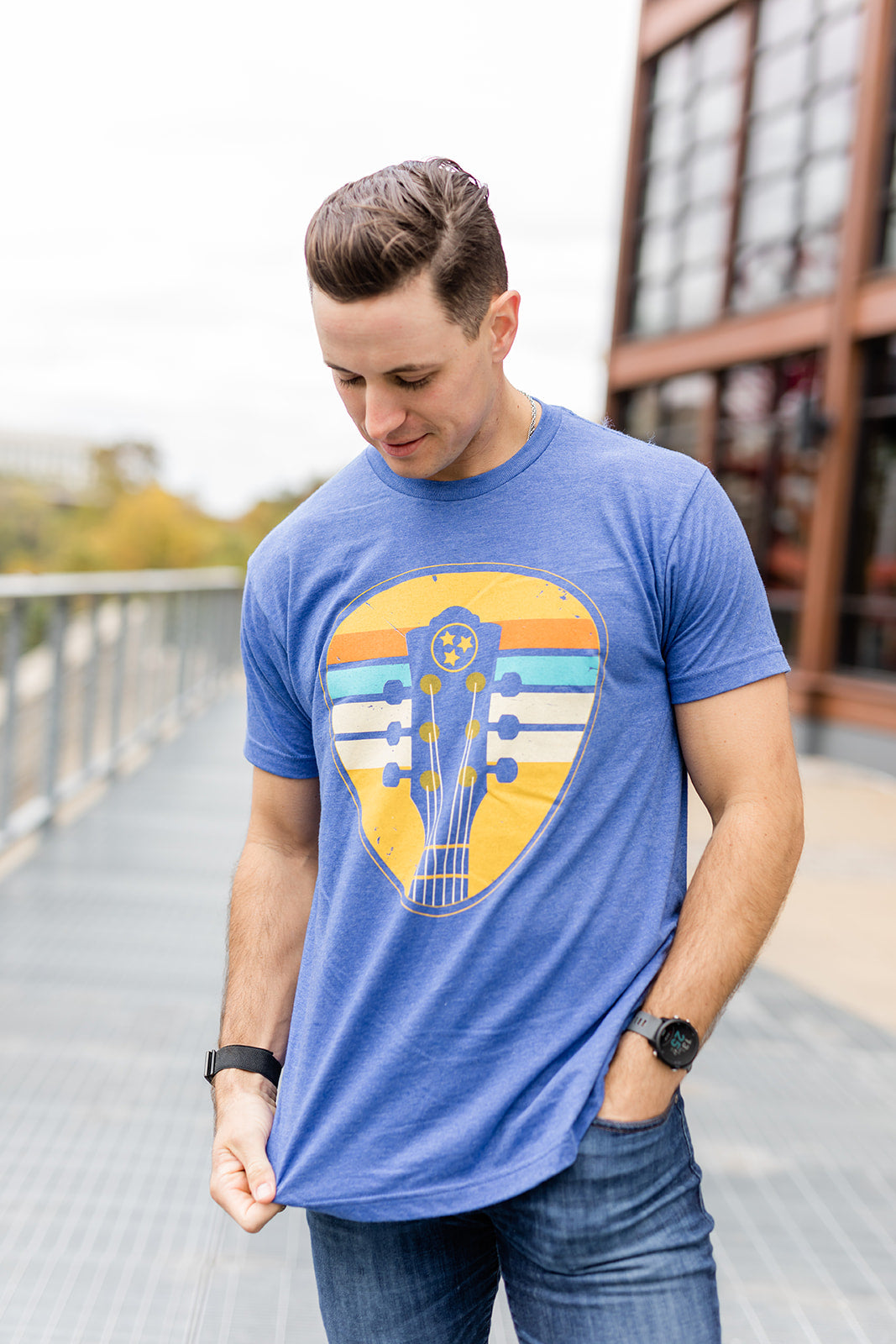 Nashville Vintage Guitar Pick Tee Heather Blue