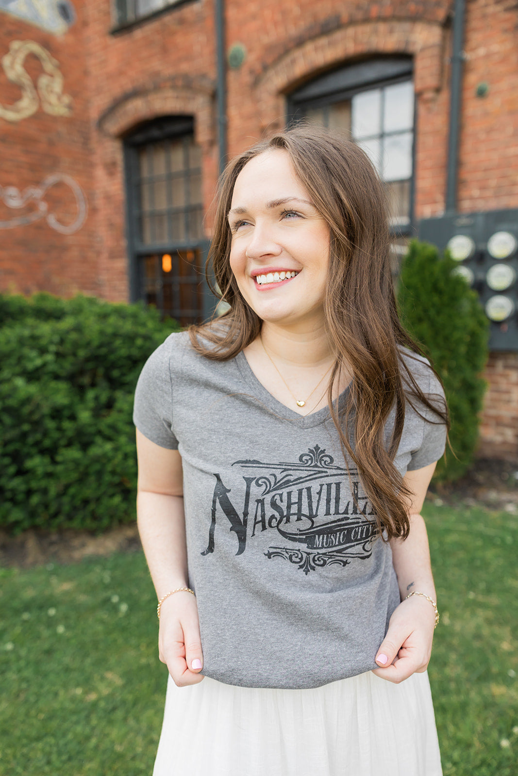 Nashville Deco Heather Grey V Neck