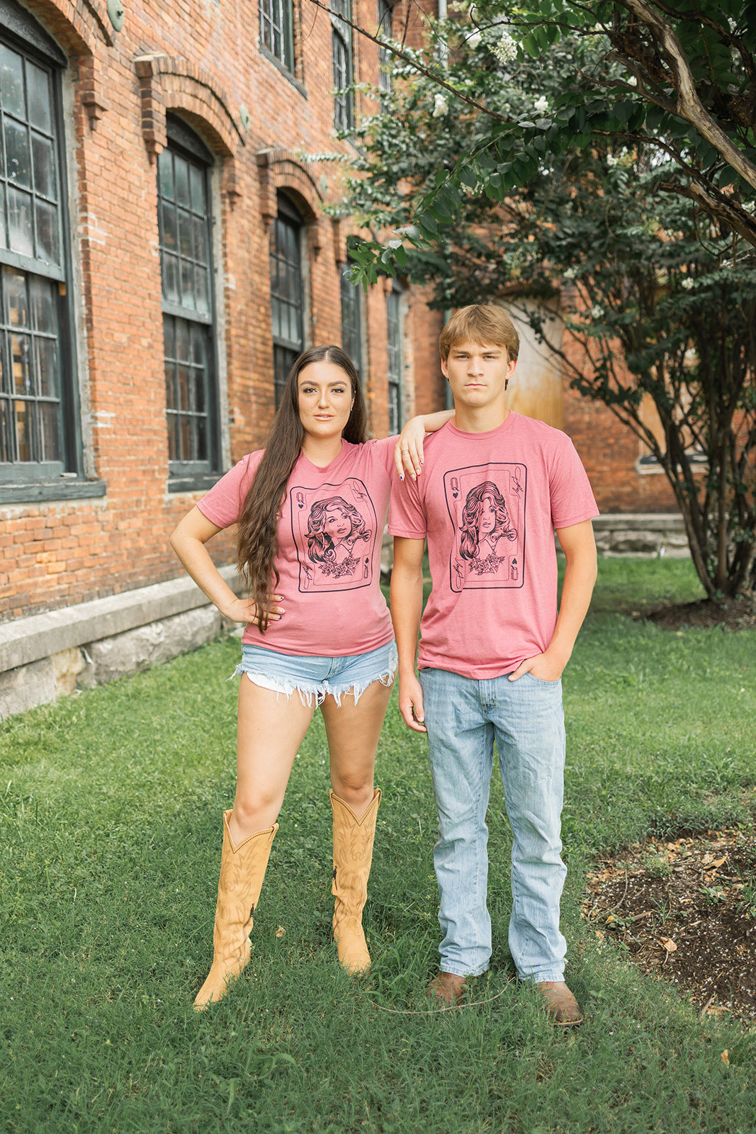 Dolly - Queen of Hearts Tee