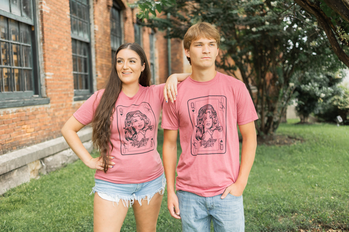 Dolly - Queen of Hearts Tee