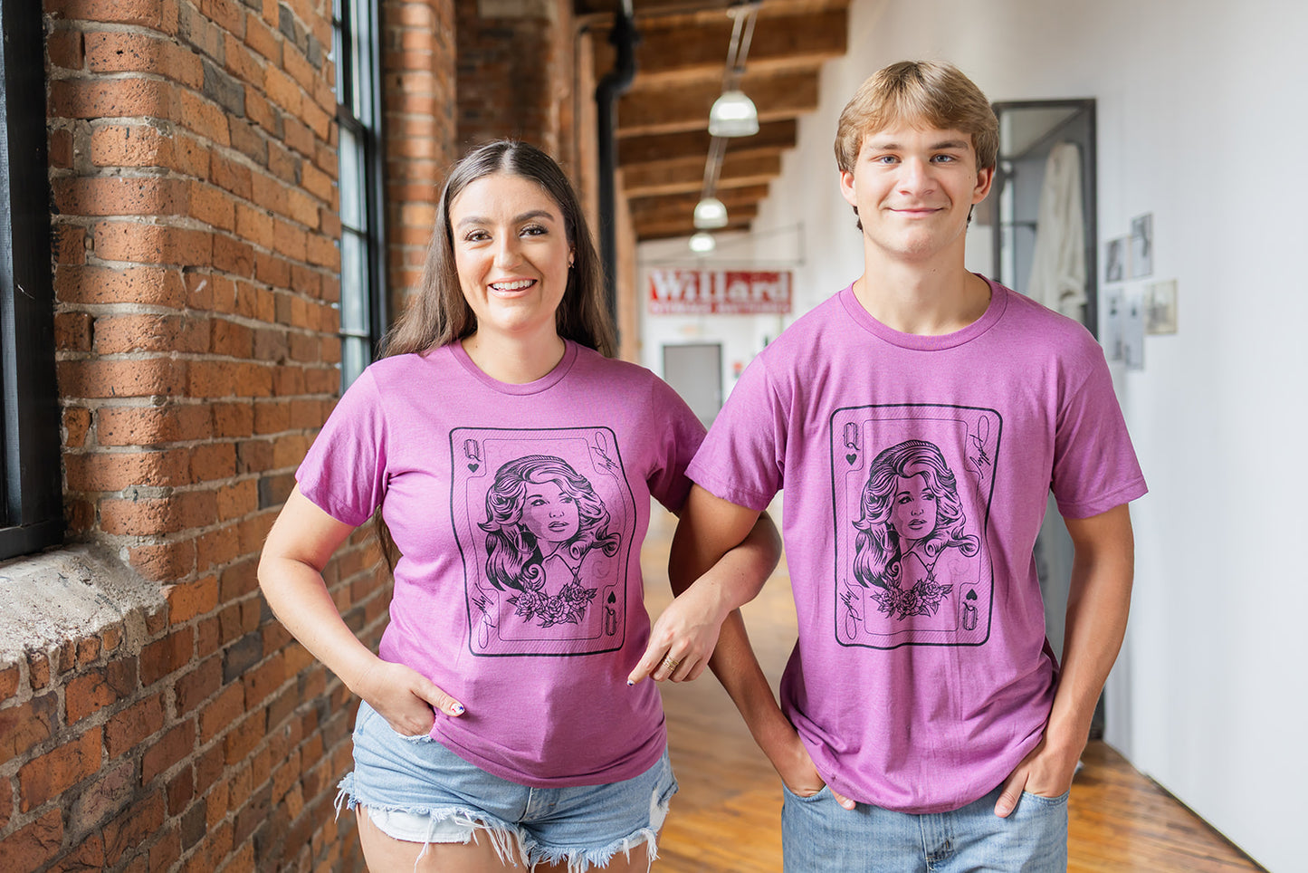 Dolly - Queen of Hearts Tee